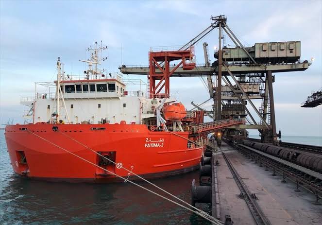 Tugboat Charter